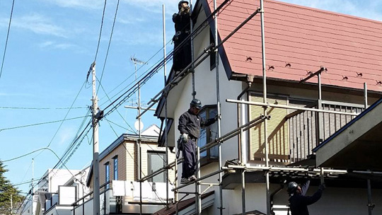 2階建て住宅-単菅抱き足場